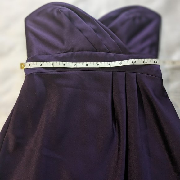 Formal Strapless Dress. Purple. Size 0. - Picture 4 of 7